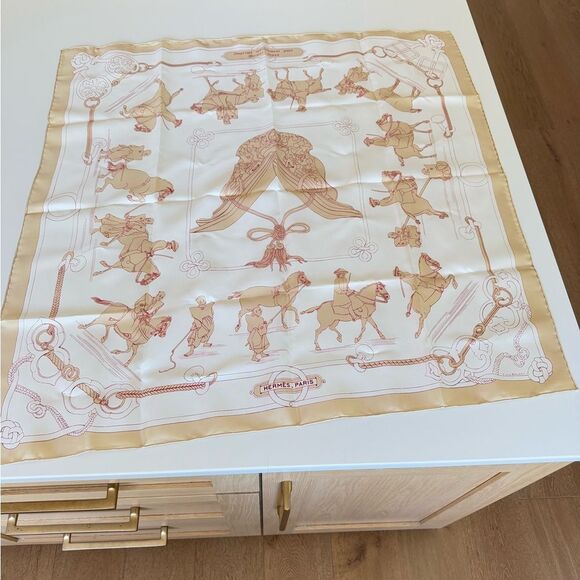 Hermes Vintage Equestrian Beige and Cream Scarf - Picture 2 of 6